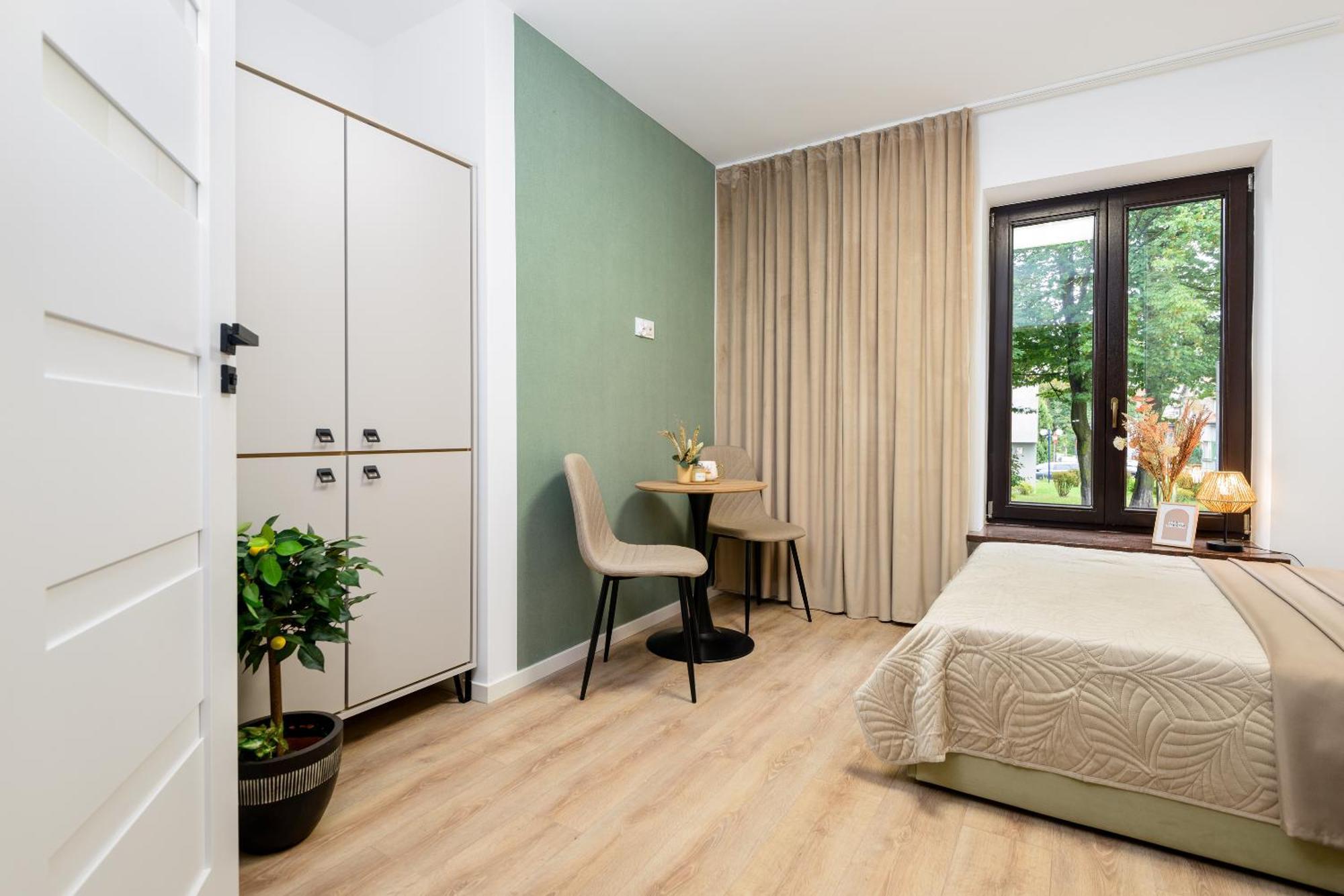 Szpitalna Apart 扎布热 外观 照片